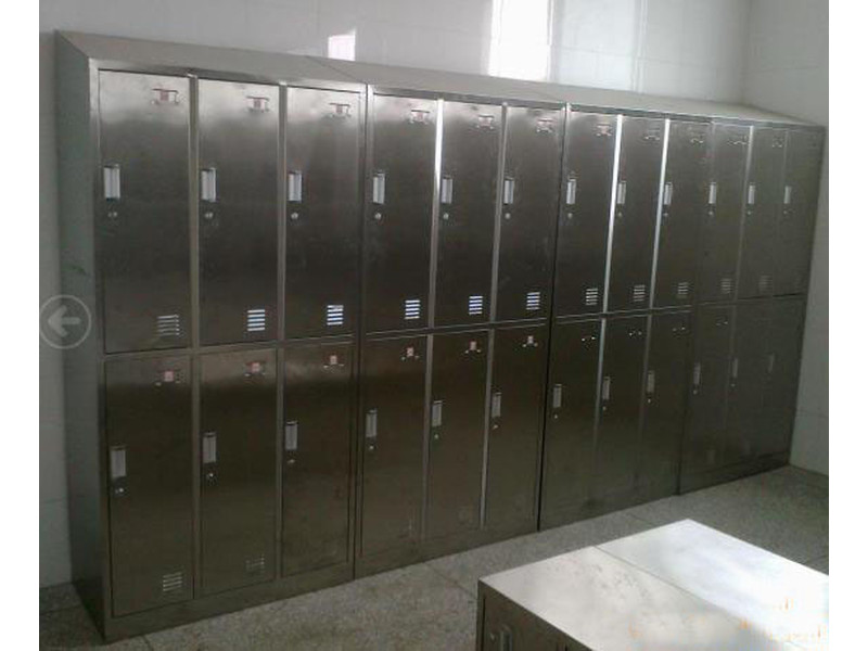 海西食品廠不銹鋼衣柜