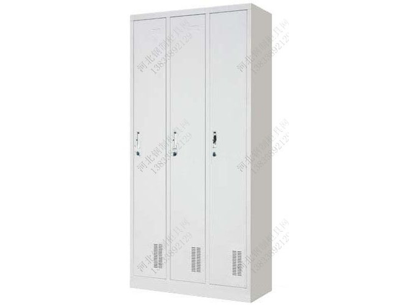 三門鐵皮更衣柜